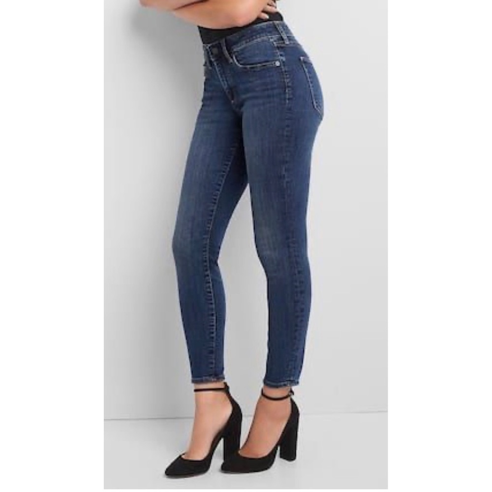 GAP // Curvy True Skinny Jeans